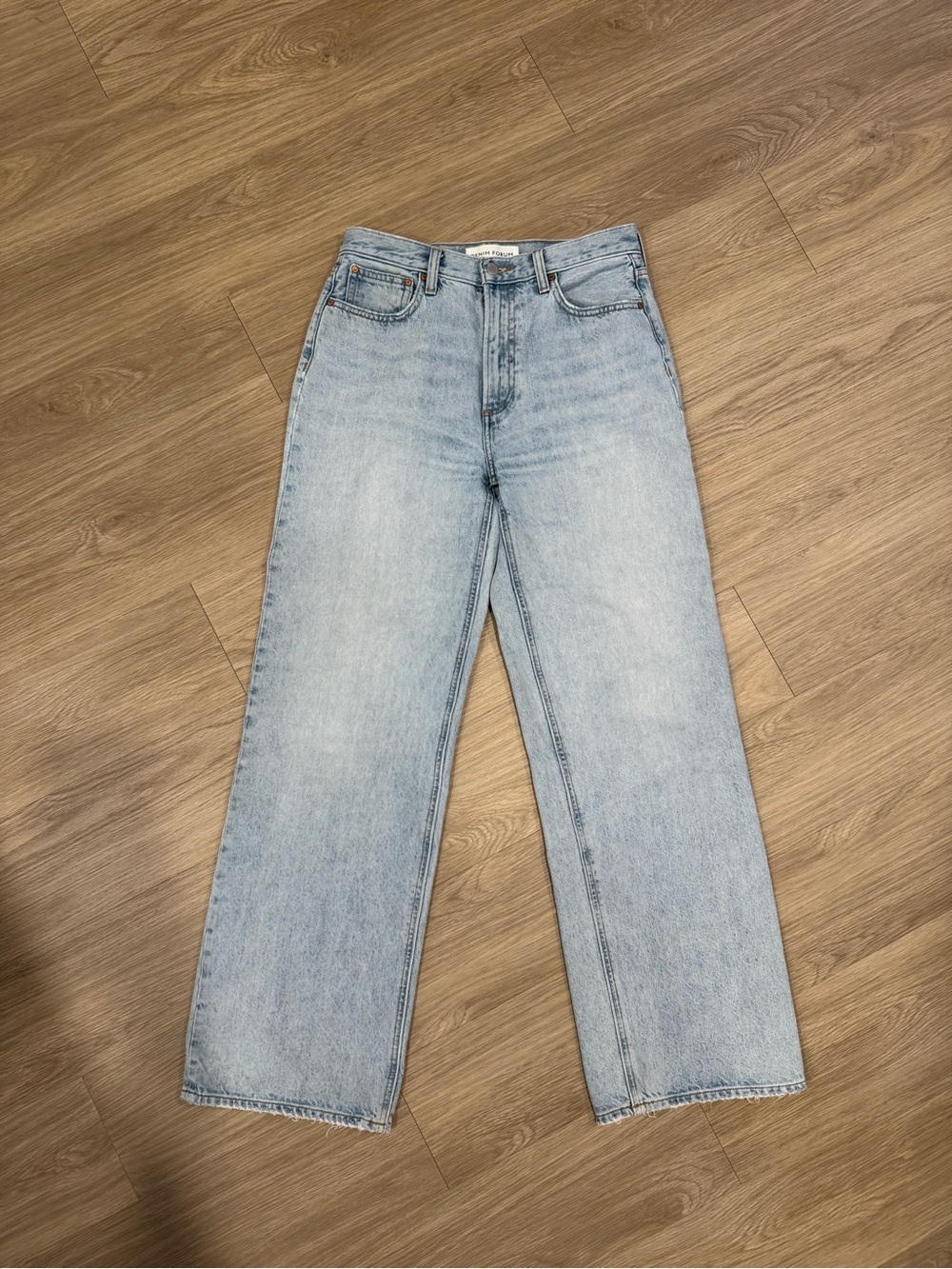 Aritzia Denim Forum The Farrah Hi-Rise Wide Jean